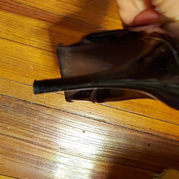 Vera Wang Lavender Label " Vero Cuoio" Black Patent Leather Stilettos Size 7M - Picture 11 of 16